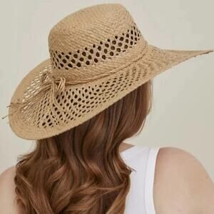 New With Tags Torrid S/M Oversized Floppy Hat - Beige